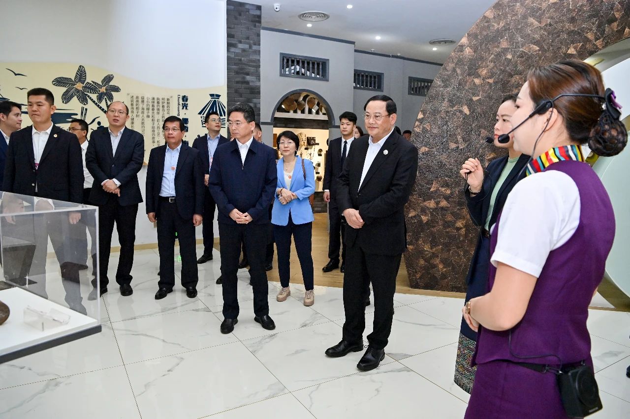 1749720522179283.jpg 0835026f7493f063427e1f3d1d26bf01.jpg